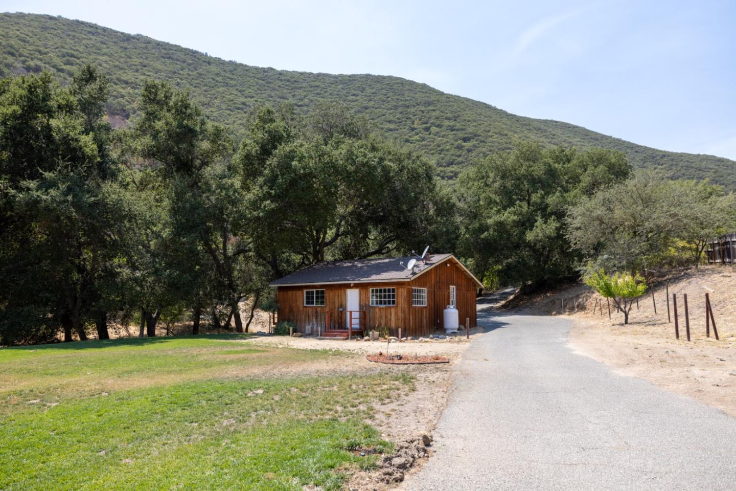 44258 Carmel Valley RD