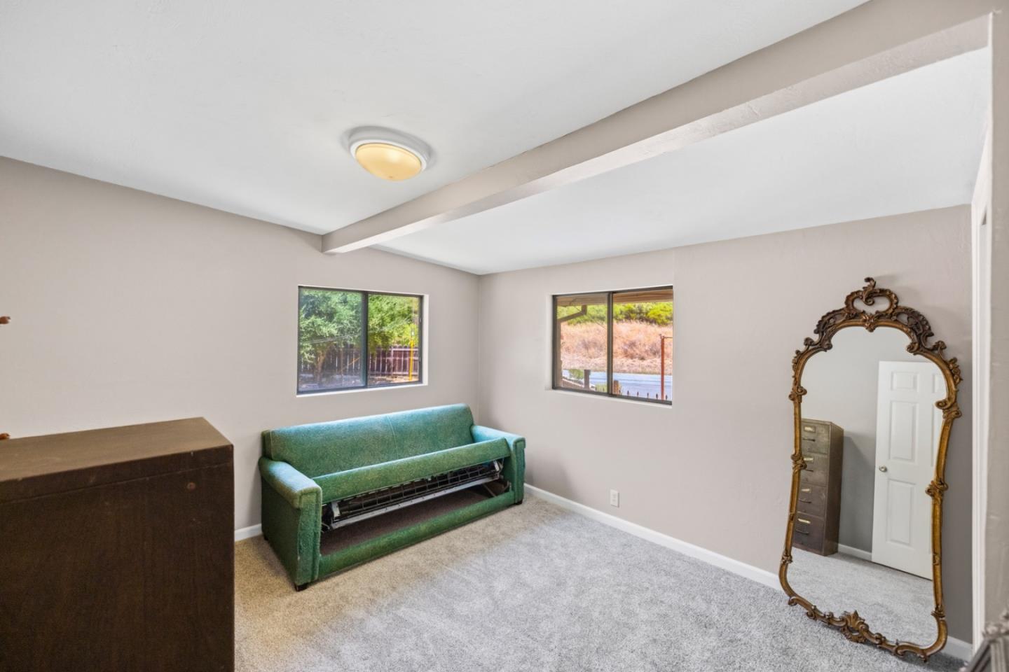 44258 Carmel Valley RD