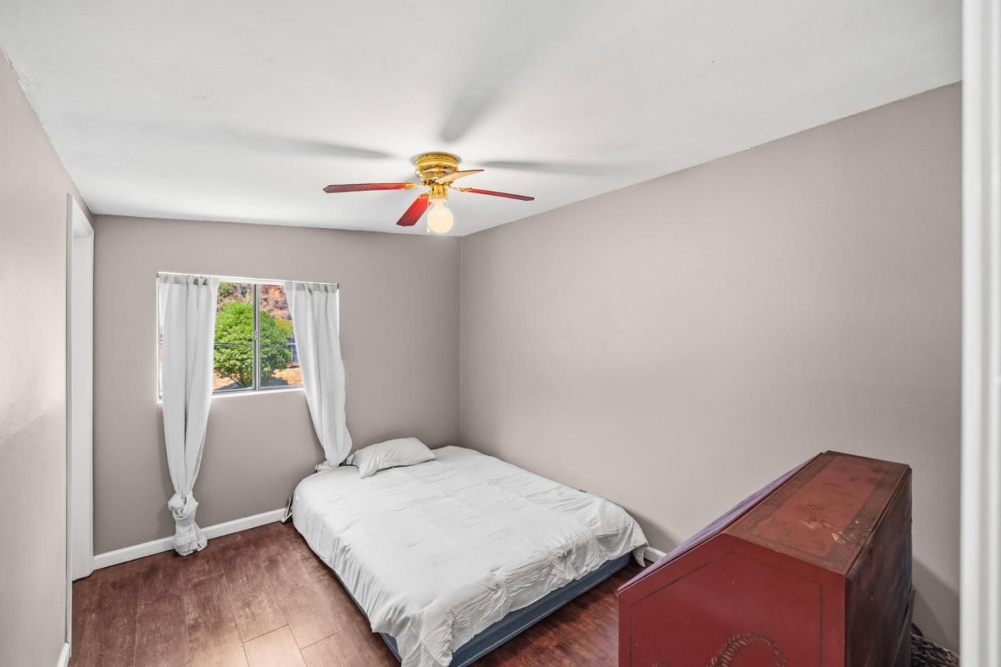 44258 Carmel Valley RD