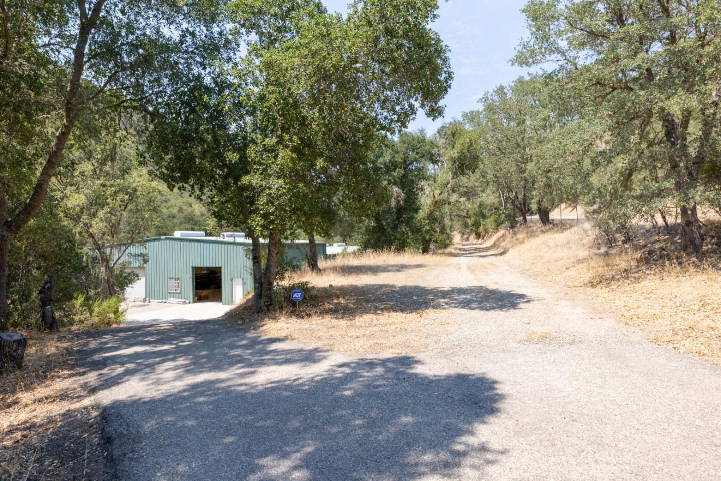 44258 Carmel Valley RD