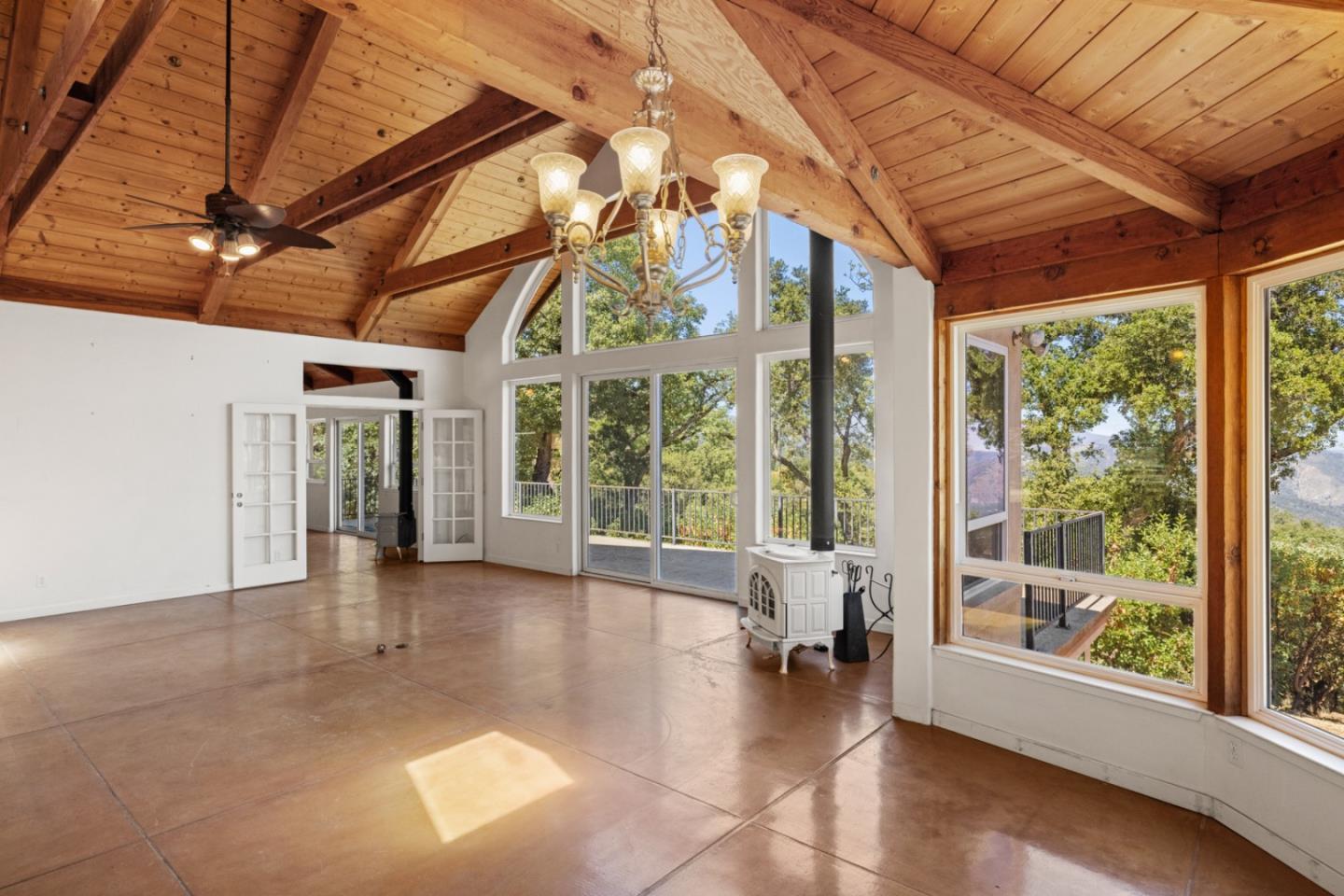 39537 Laurel Springs