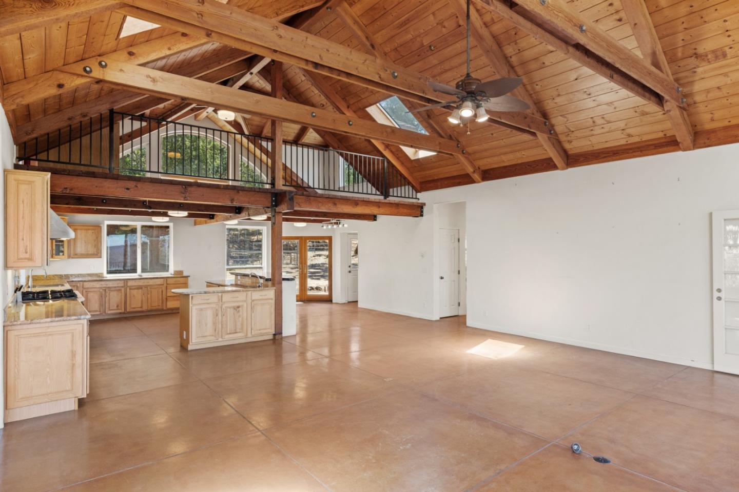 39537 Laurel Springs