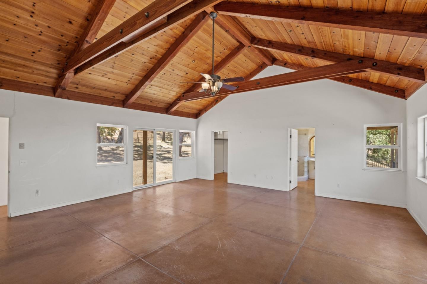 39537 Laurel Springs
