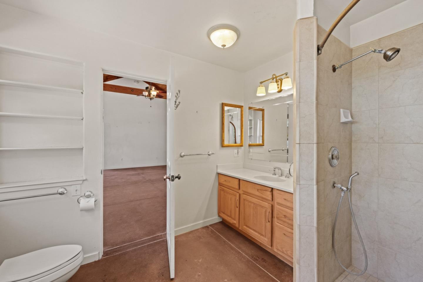39537 Laurel Springs