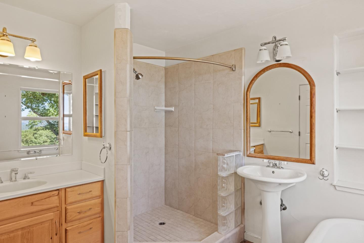 39537 Laurel Springs
