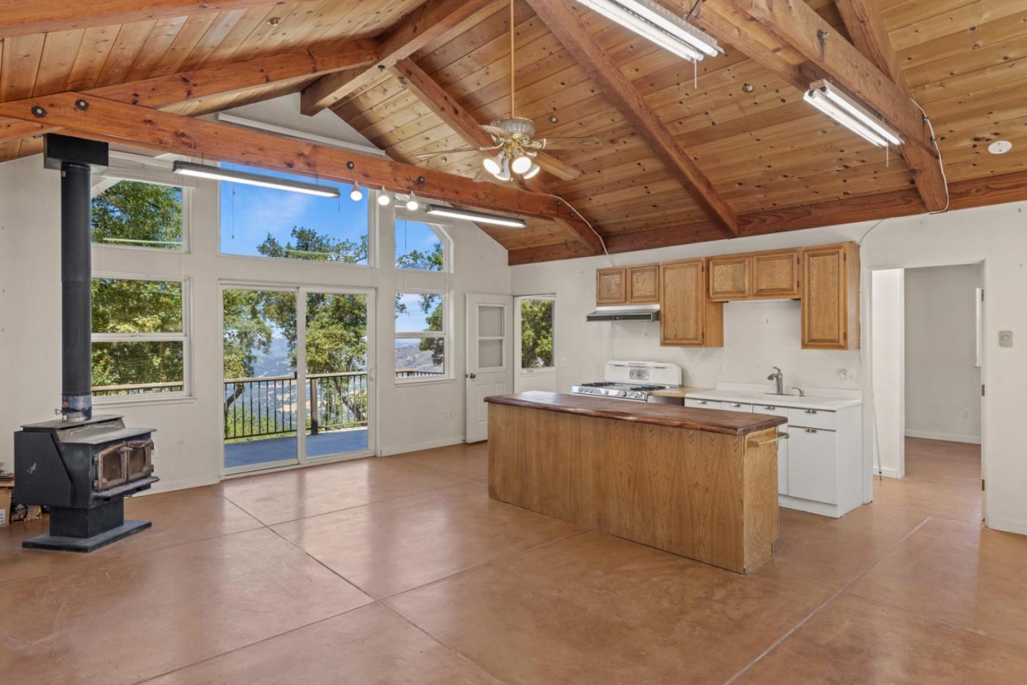 39537 Laurel Springs