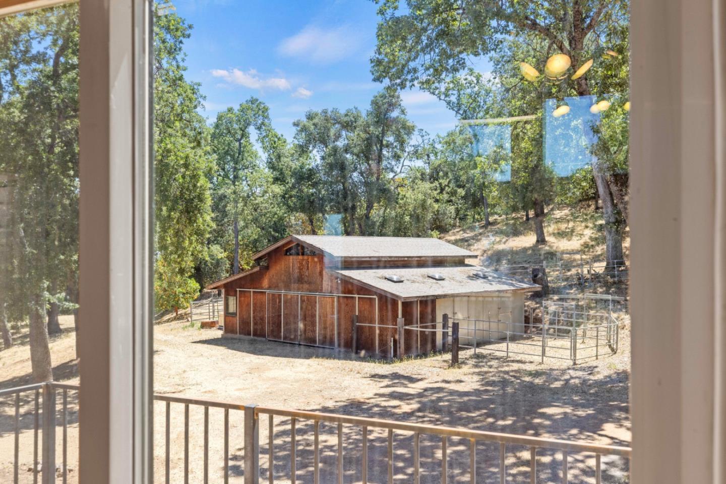39537 Laurel Springs