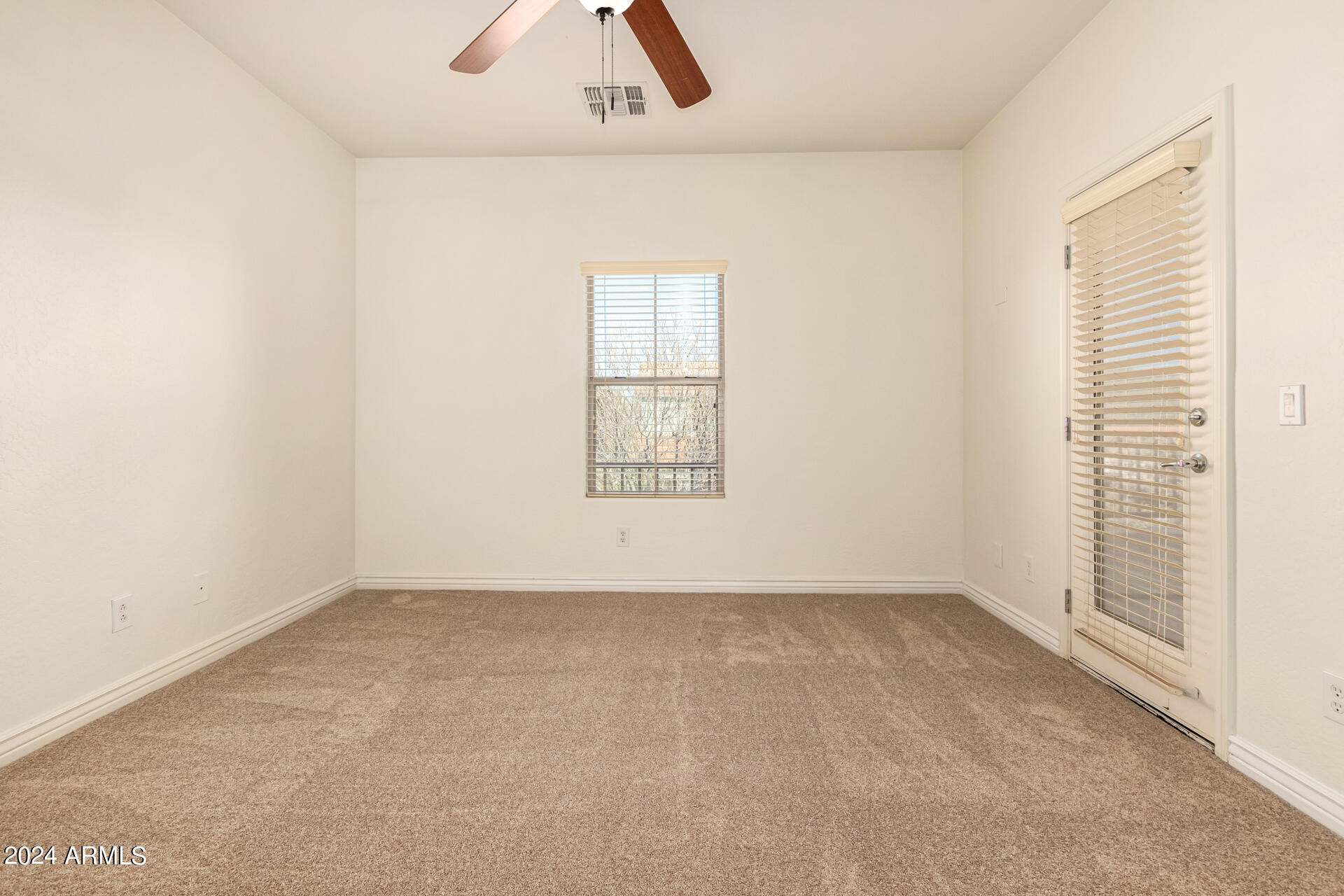 3068 E TAMARISK Street