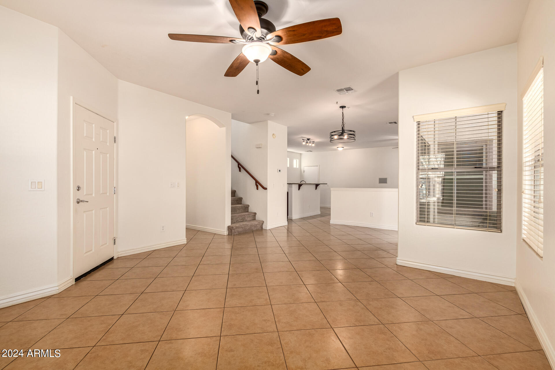 3068 E TAMARISK Street