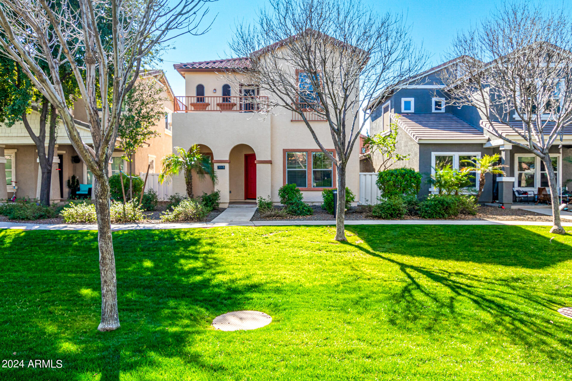 3068 E TAMARISK Street