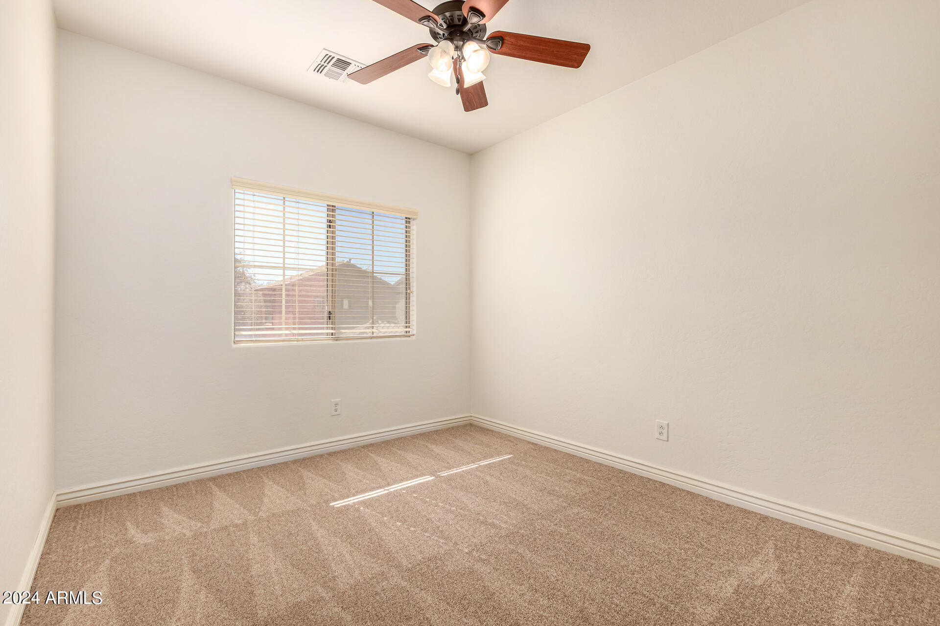 3068 E TAMARISK Street