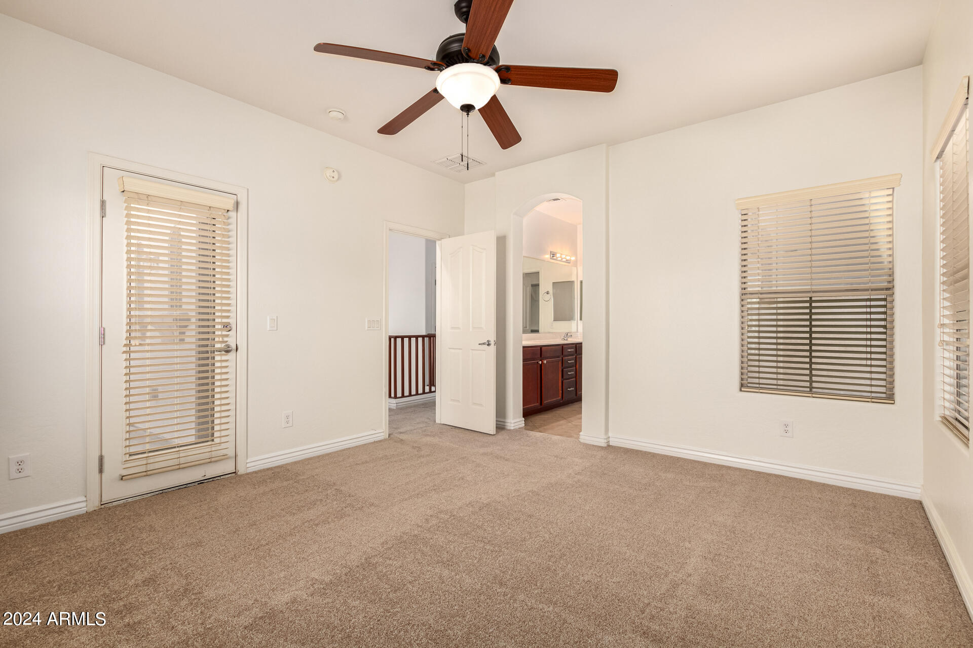 3068 E TAMARISK Street