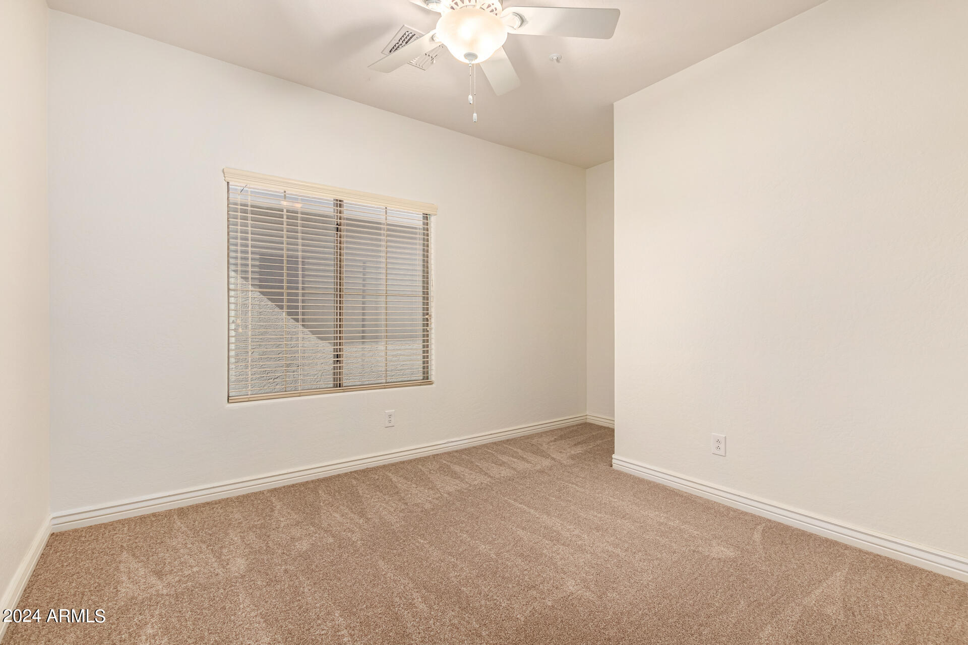 3068 E TAMARISK Street