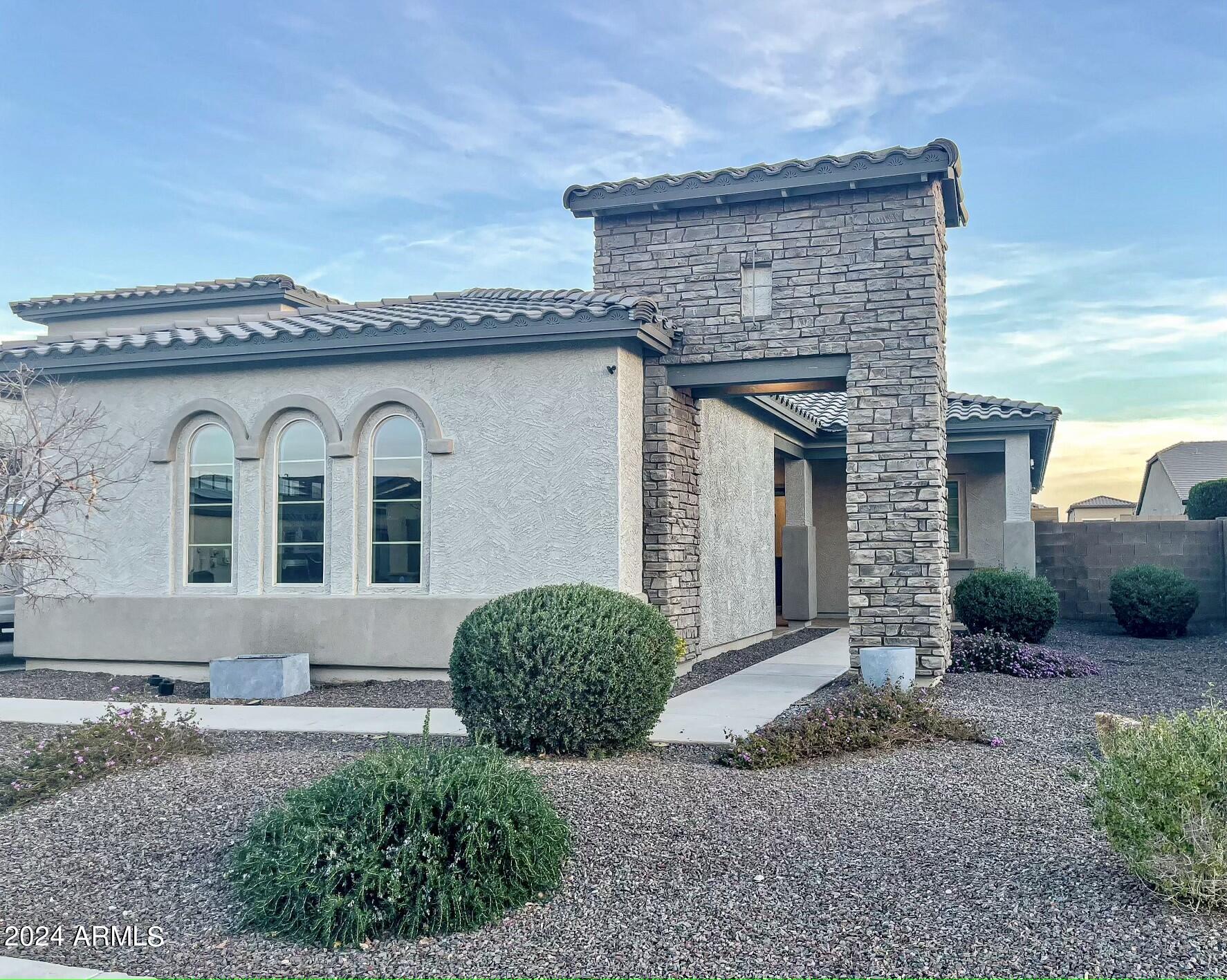 17243 W ECHO Lane