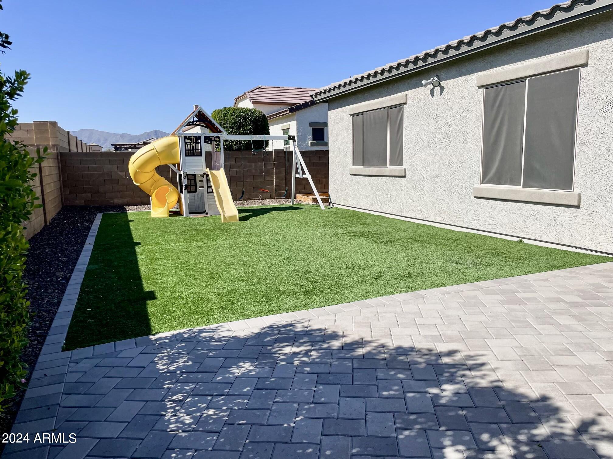 17243 W ECHO Lane
