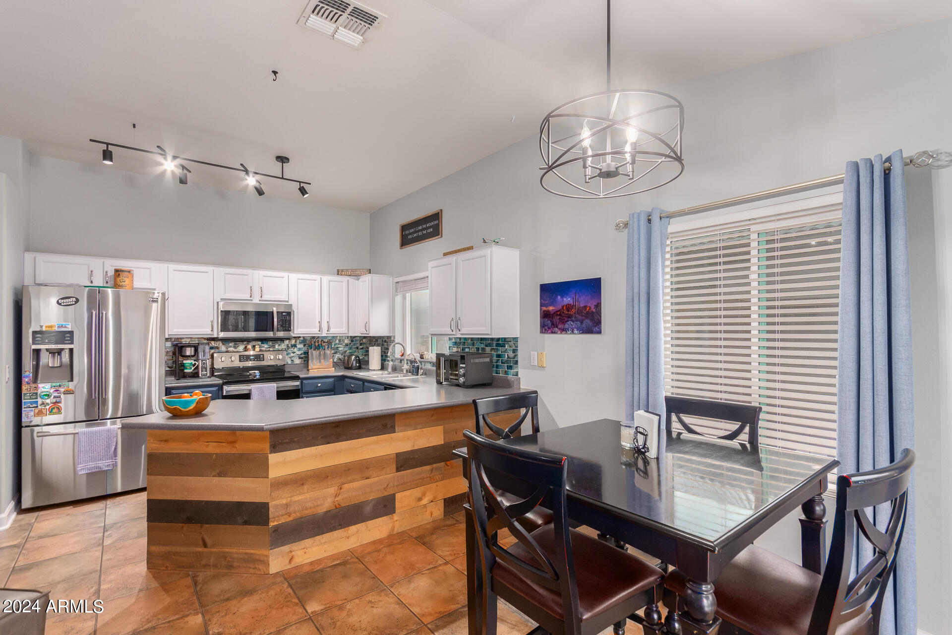 6727 S COFFEE FLAT Trail