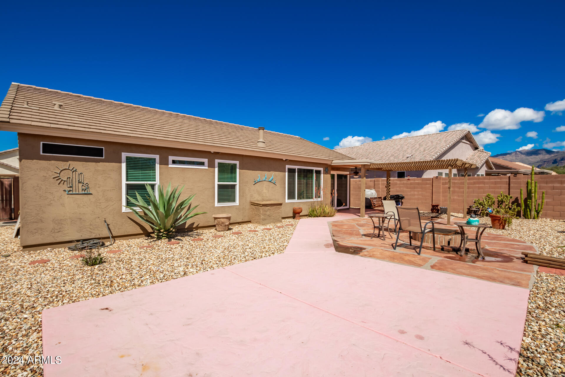 6727 S COFFEE FLAT Trail