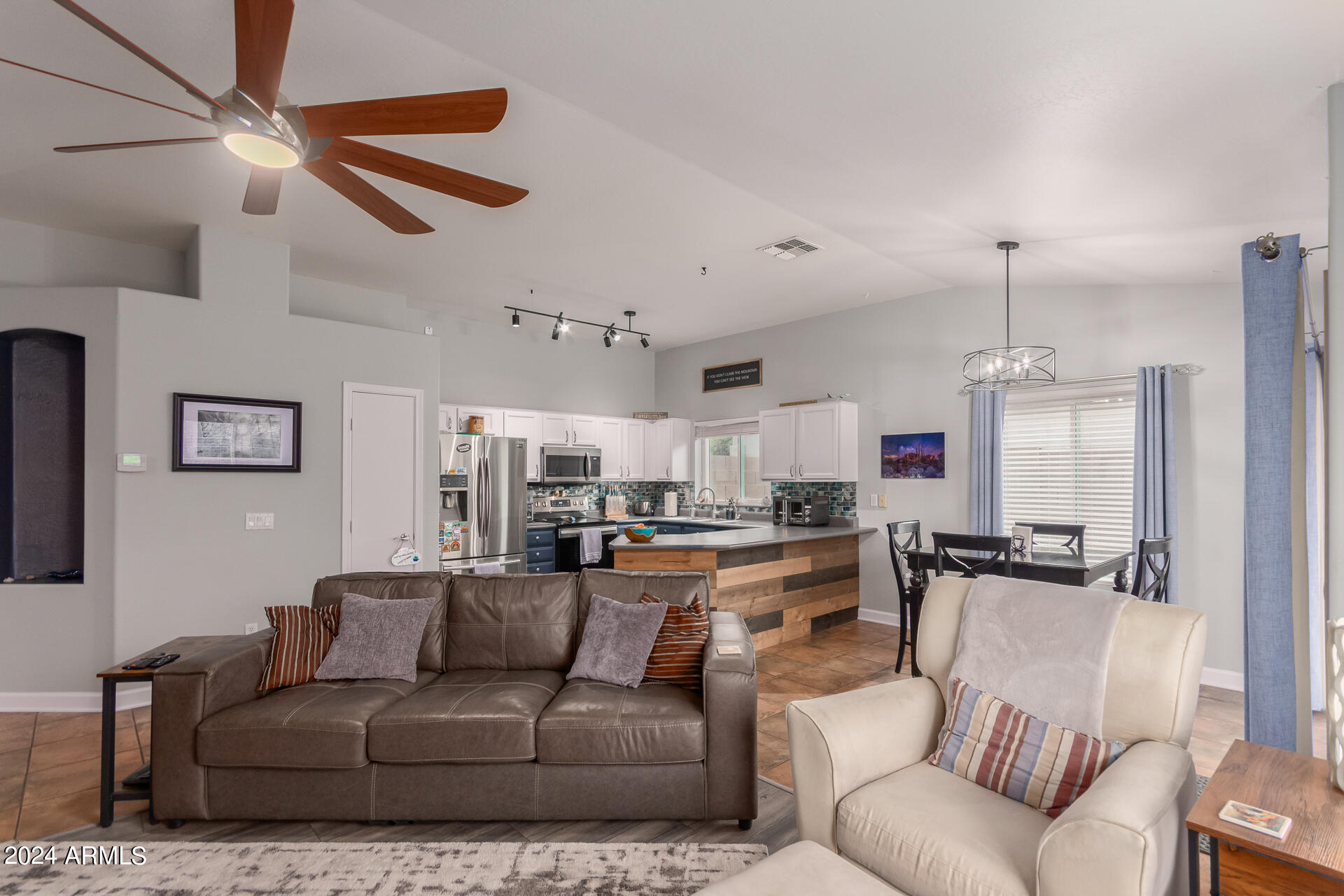 6727 S COFFEE FLAT Trail