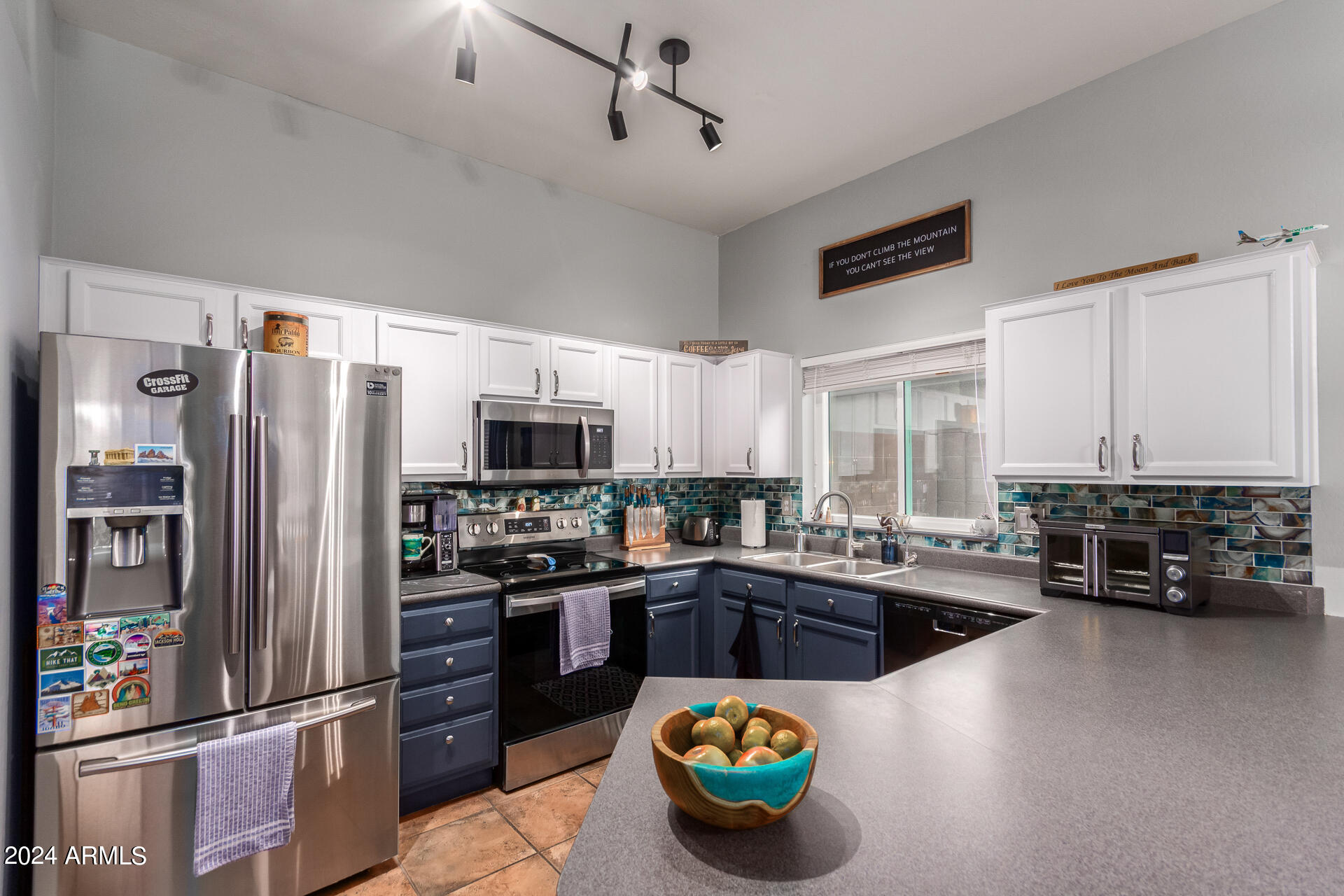 6727 S COFFEE FLAT Trail