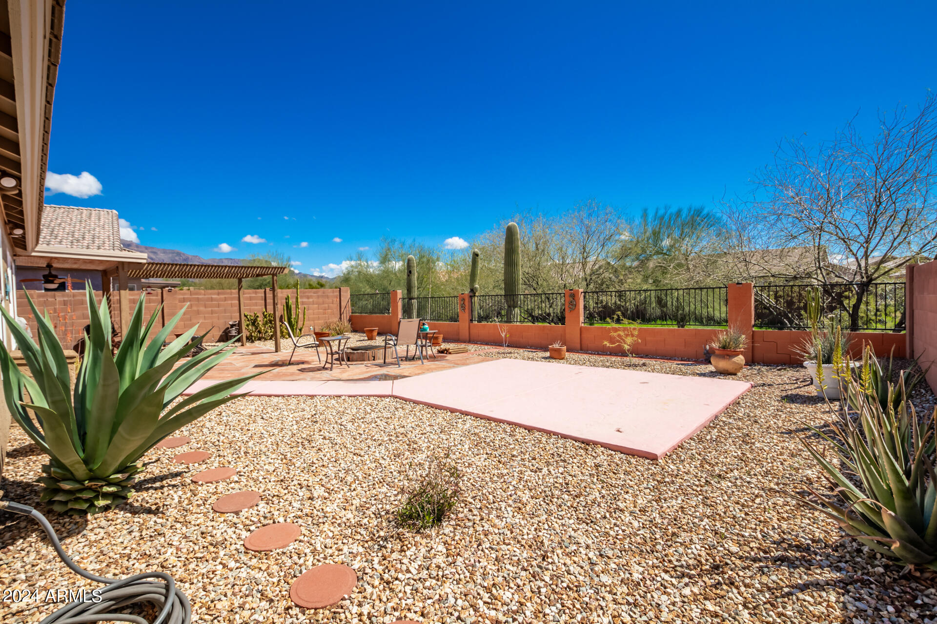 6727 S COFFEE FLAT Trail