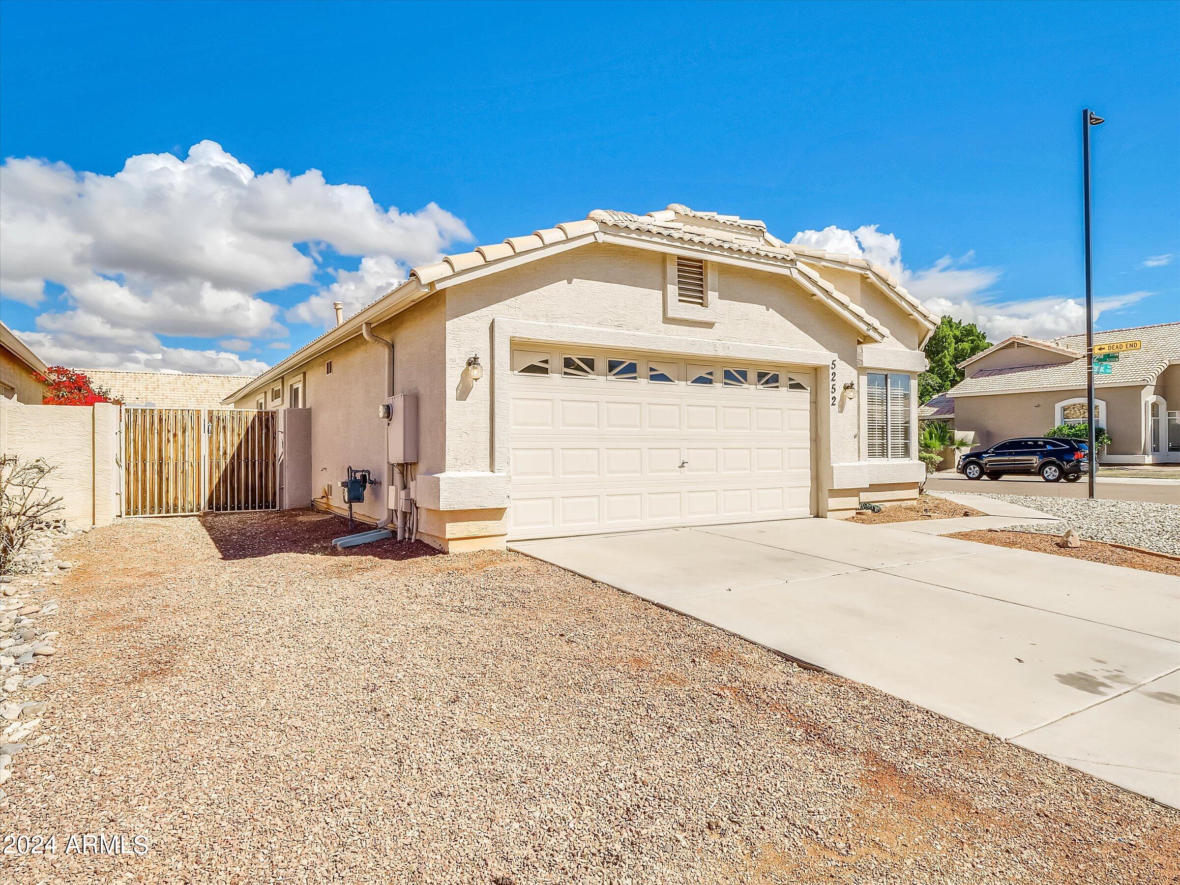5252 W PONTIAC Drive