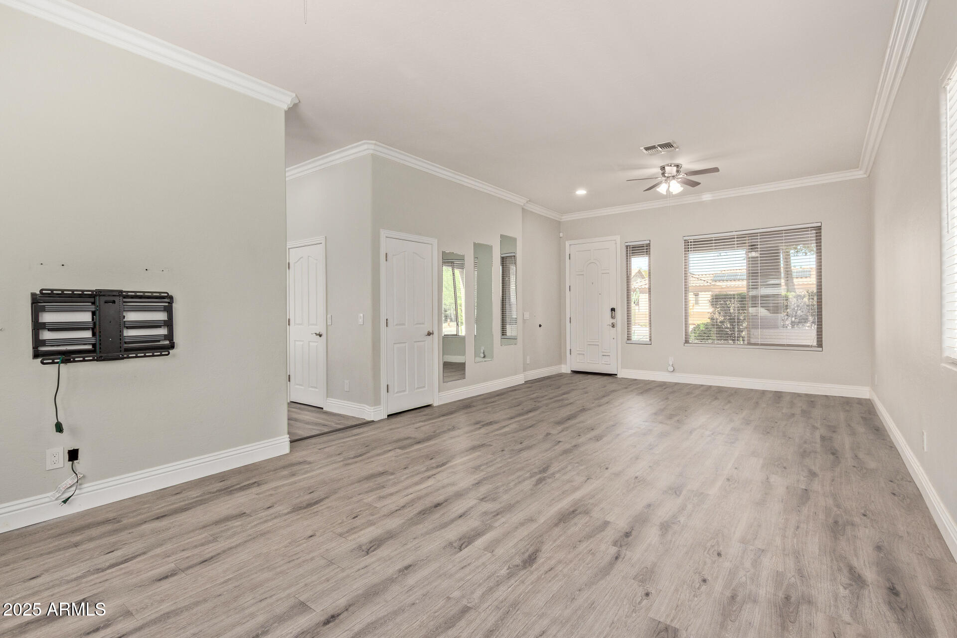 3437 E KINGBIRD Place