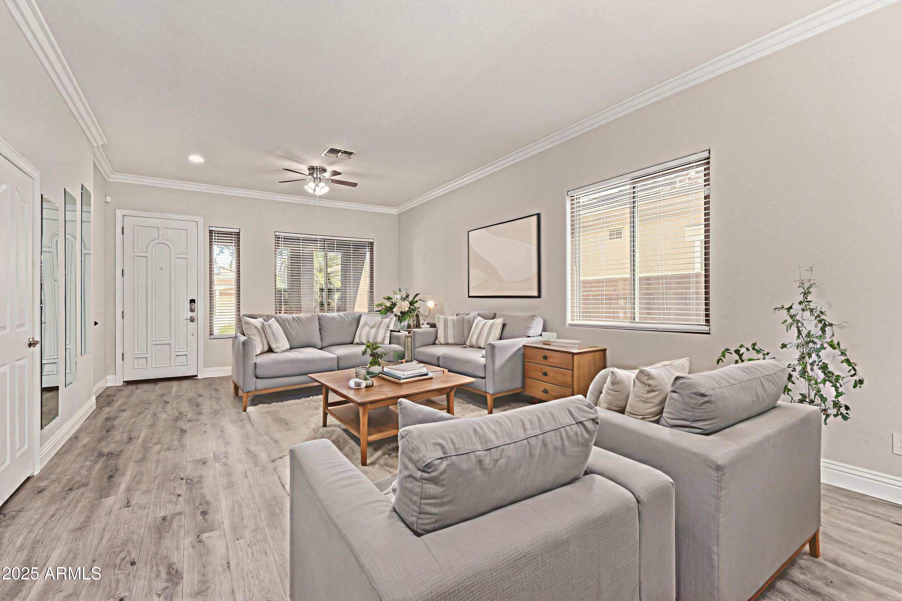 3437 E KINGBIRD Place