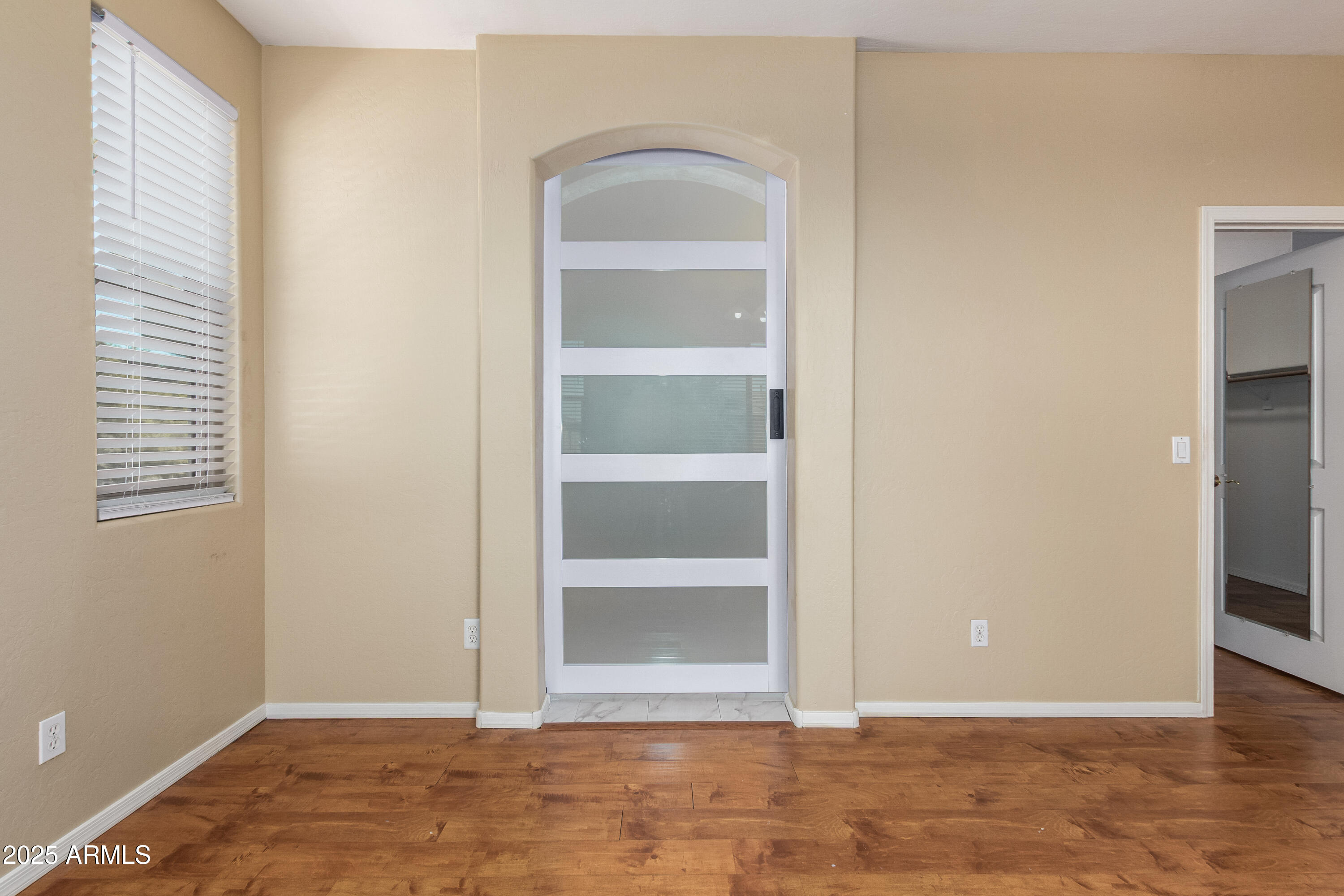 3437 E KINGBIRD Place