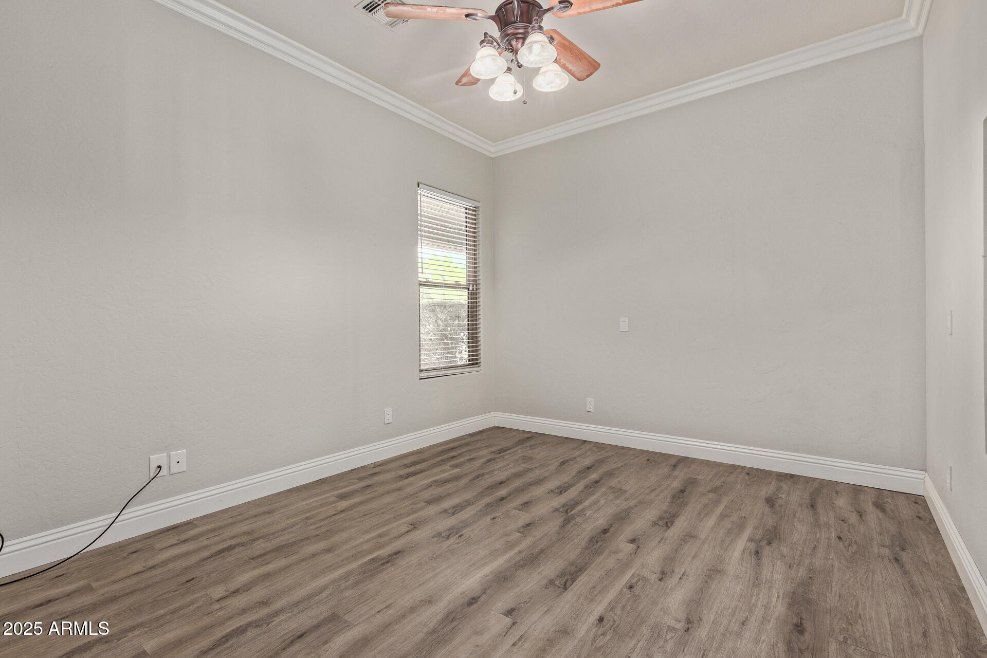 3437 E KINGBIRD Place