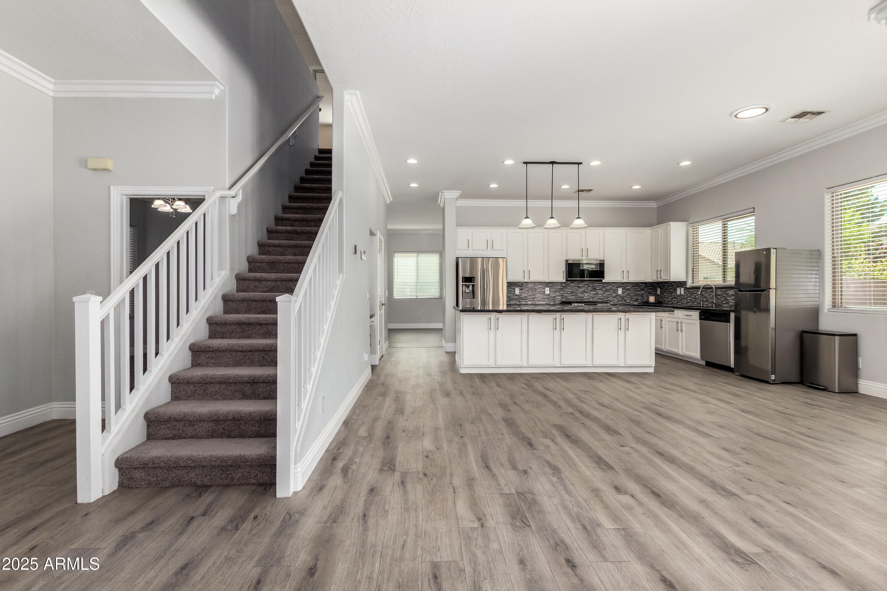 3437 E KINGBIRD Place