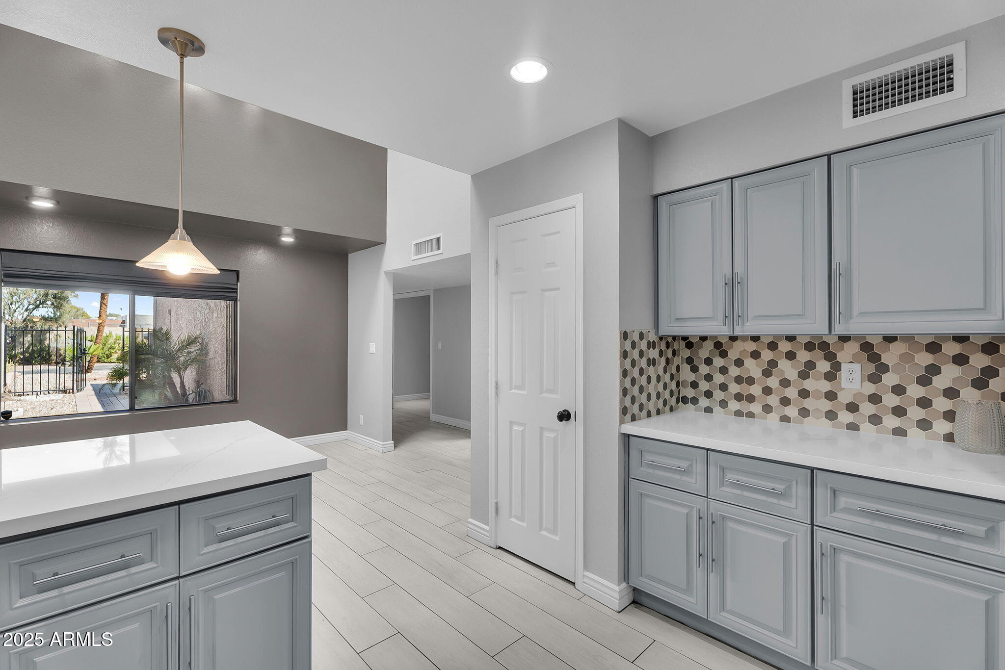 2312 S FOREST Avenue