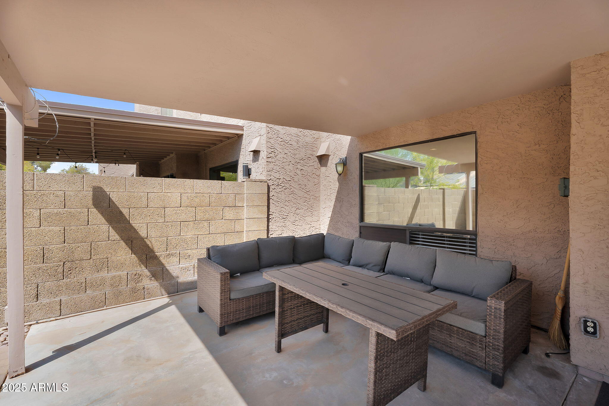 2312 S FOREST Avenue