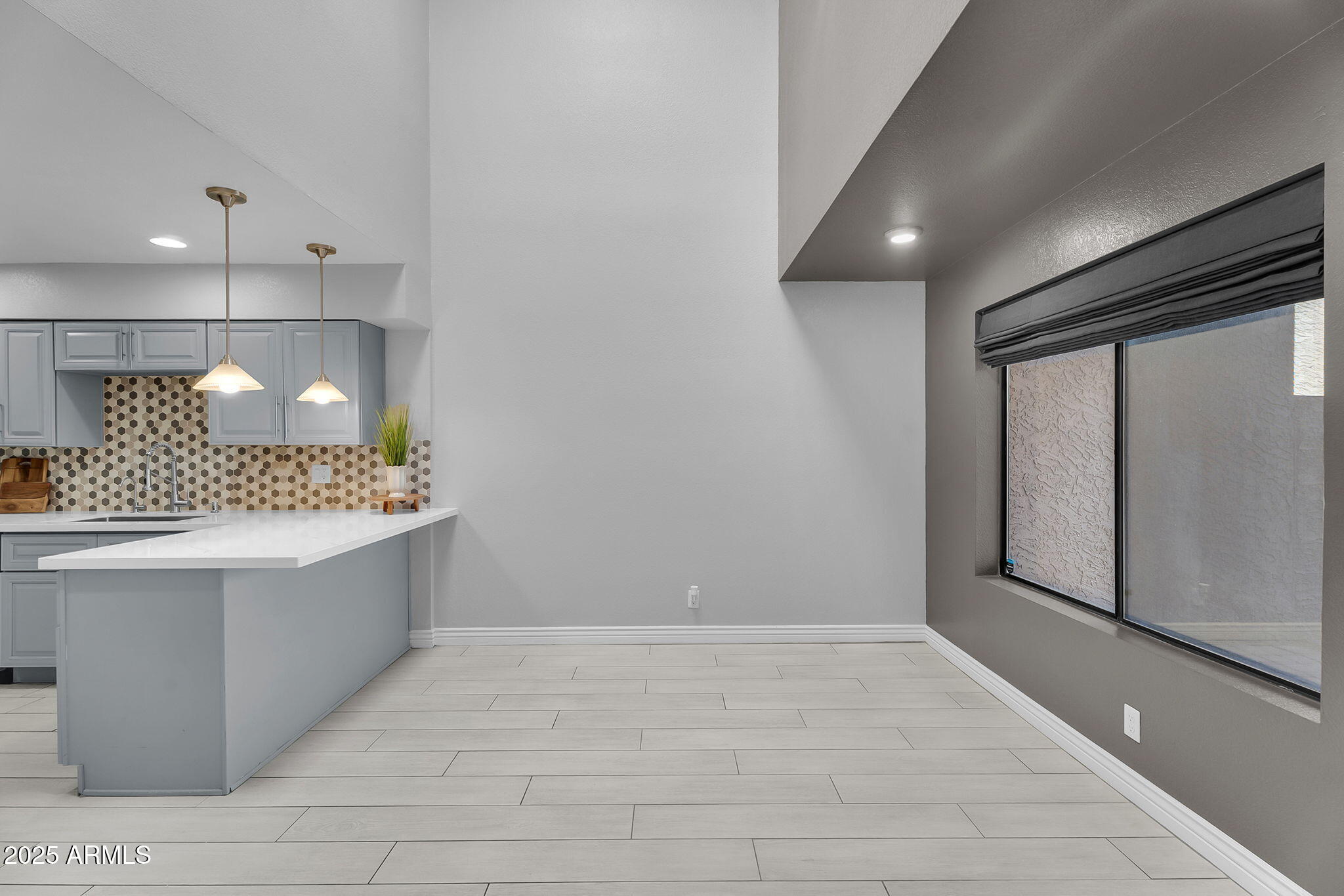 2312 S FOREST Avenue