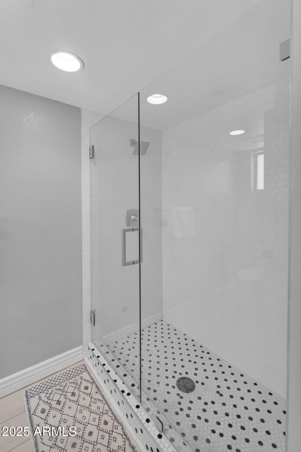 2312 S FOREST Avenue