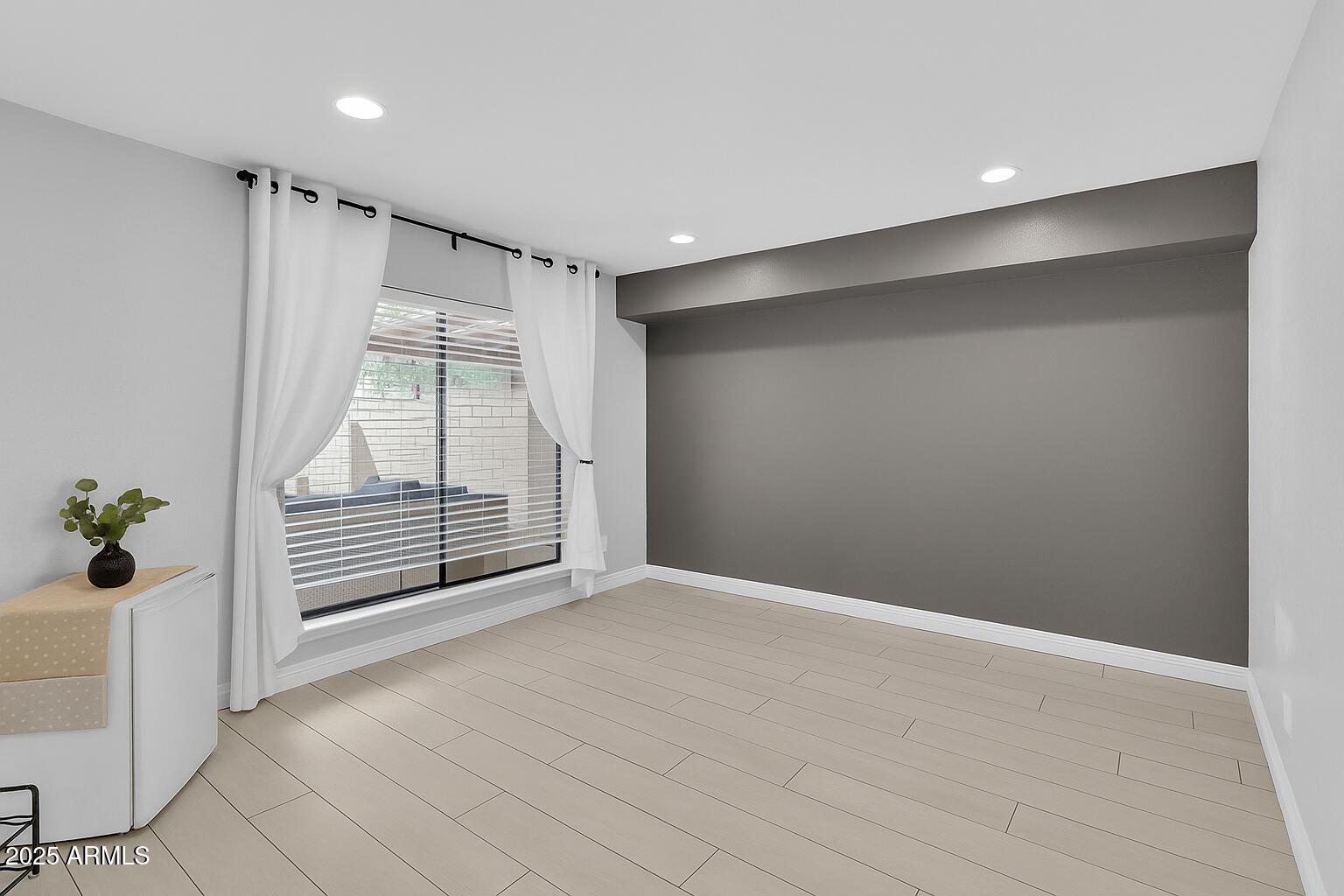 2312 S FOREST Avenue