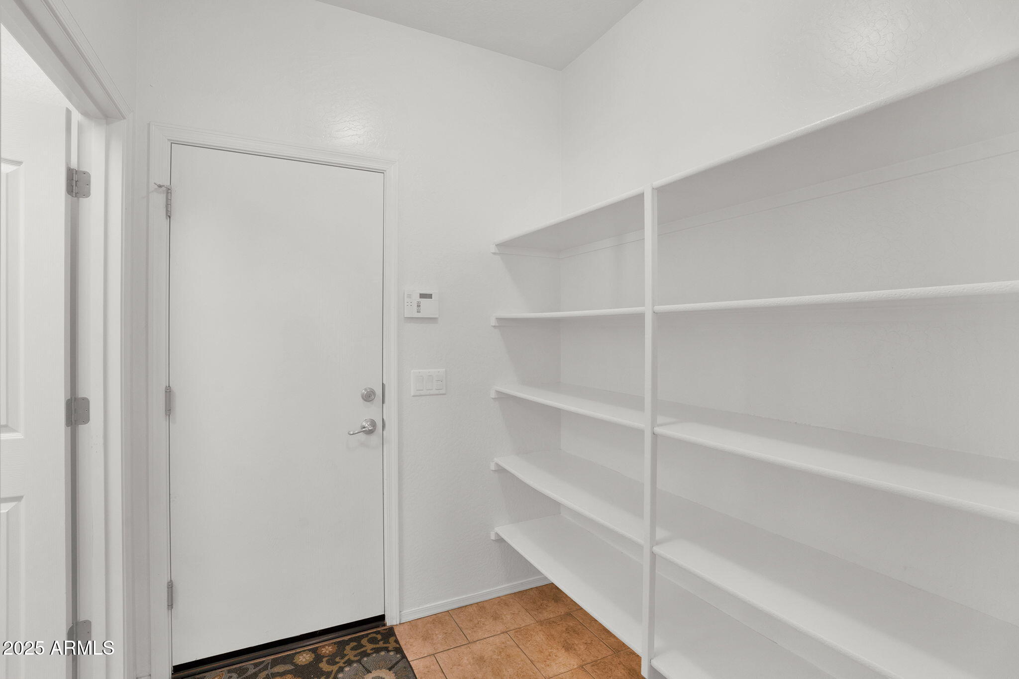 3460 E HARWELL Road, Gilbert