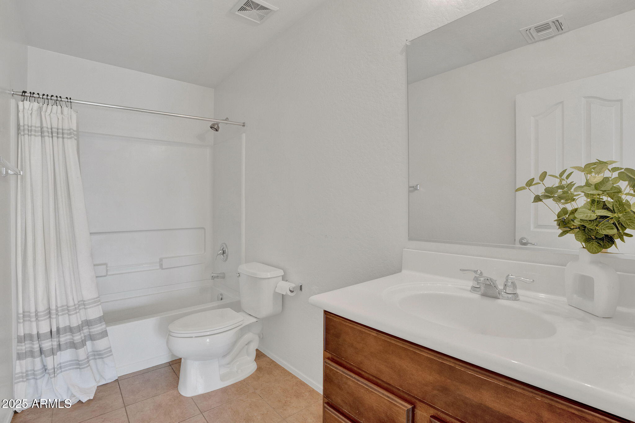 3460 E HARWELL Road, Gilbert