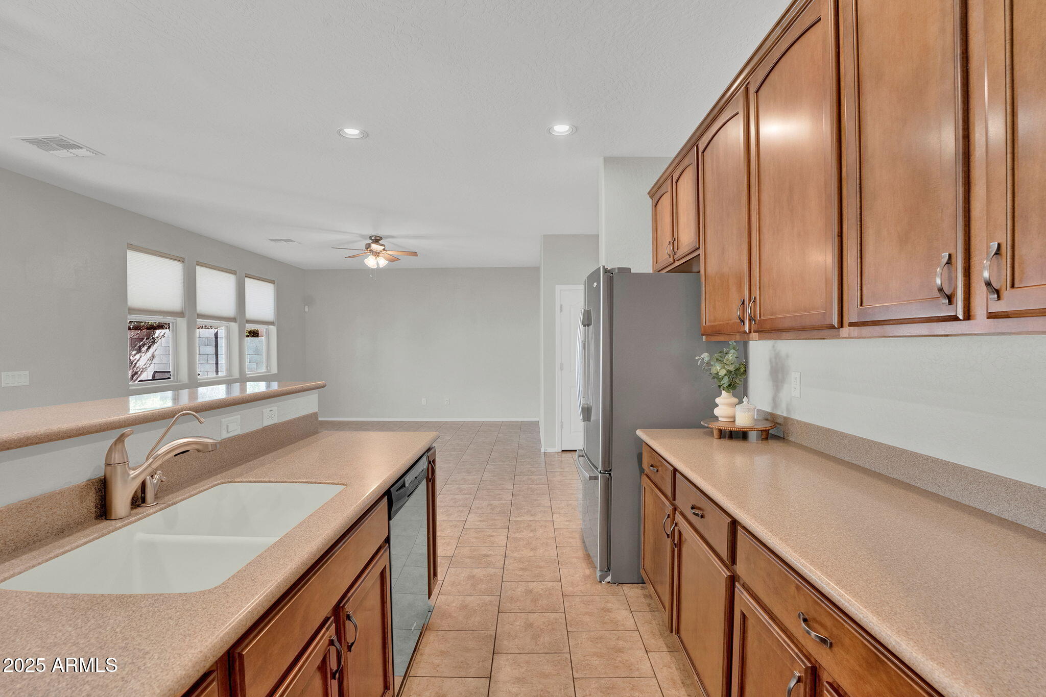 3460 E HARWELL Road, Gilbert