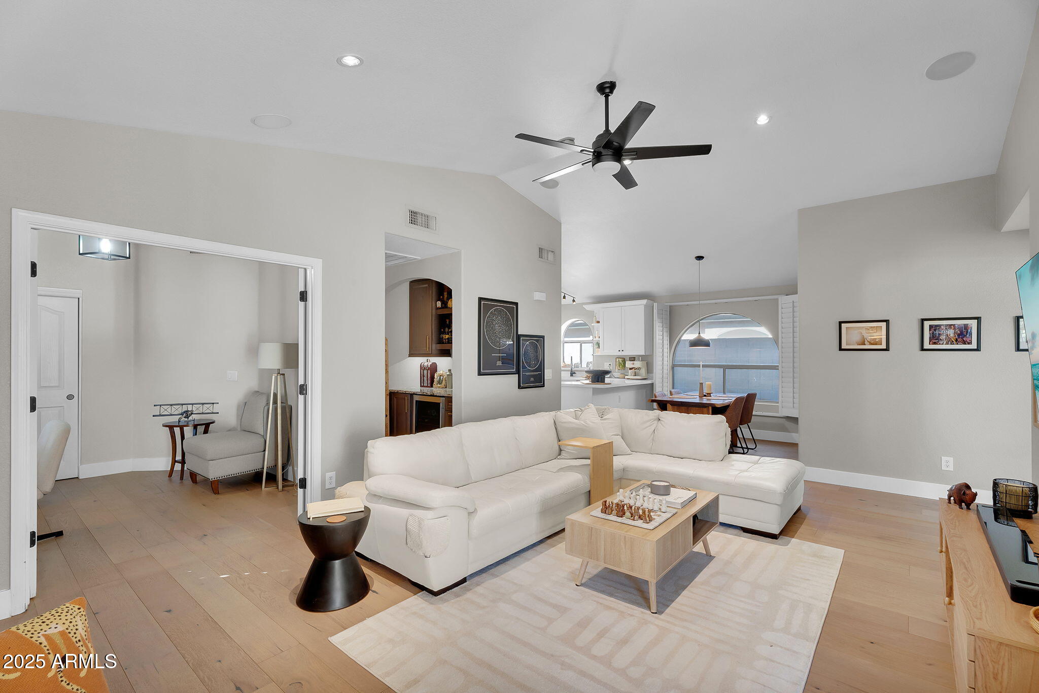 4520 E LONE CACTUS Drive