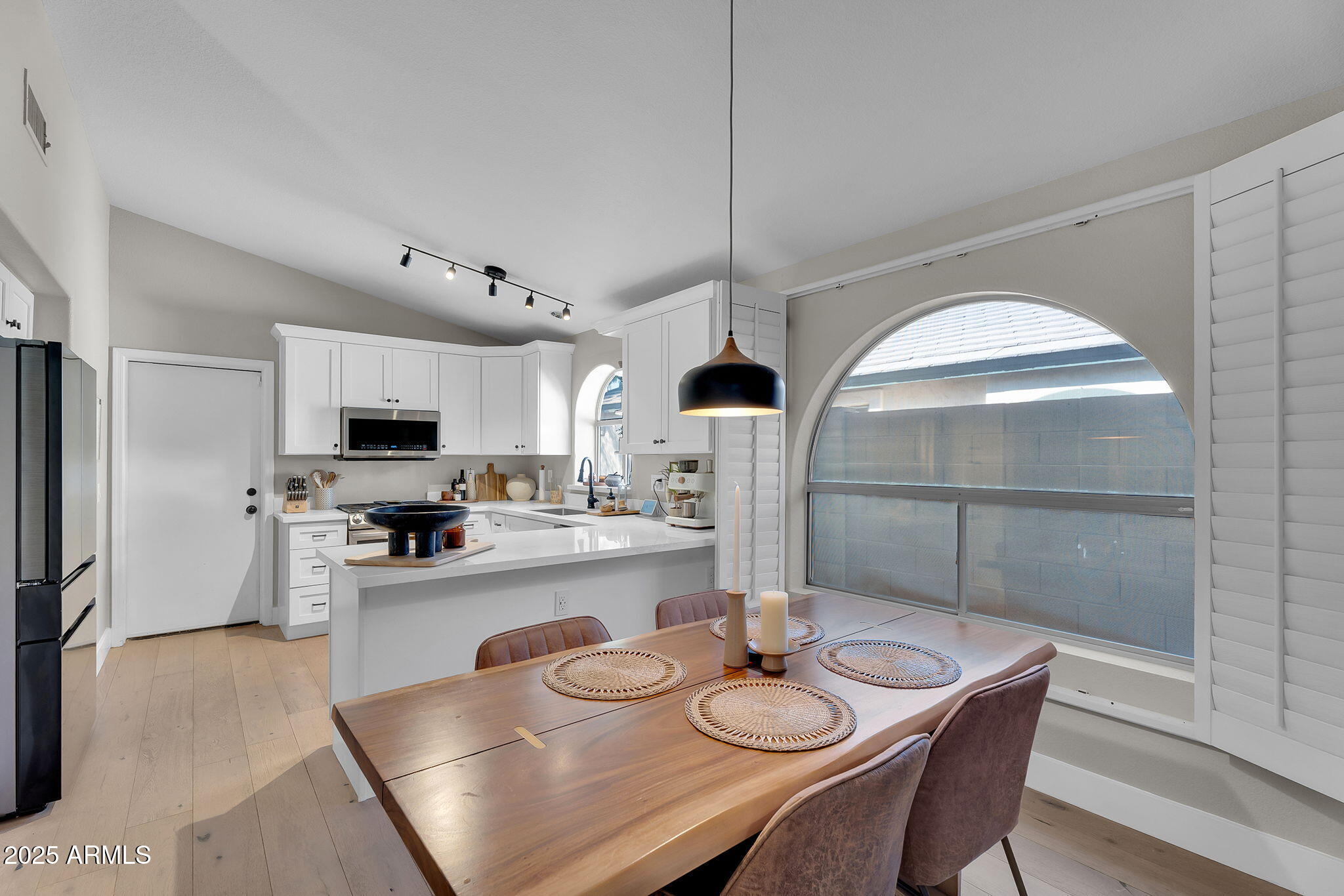 4520 E LONE CACTUS Drive