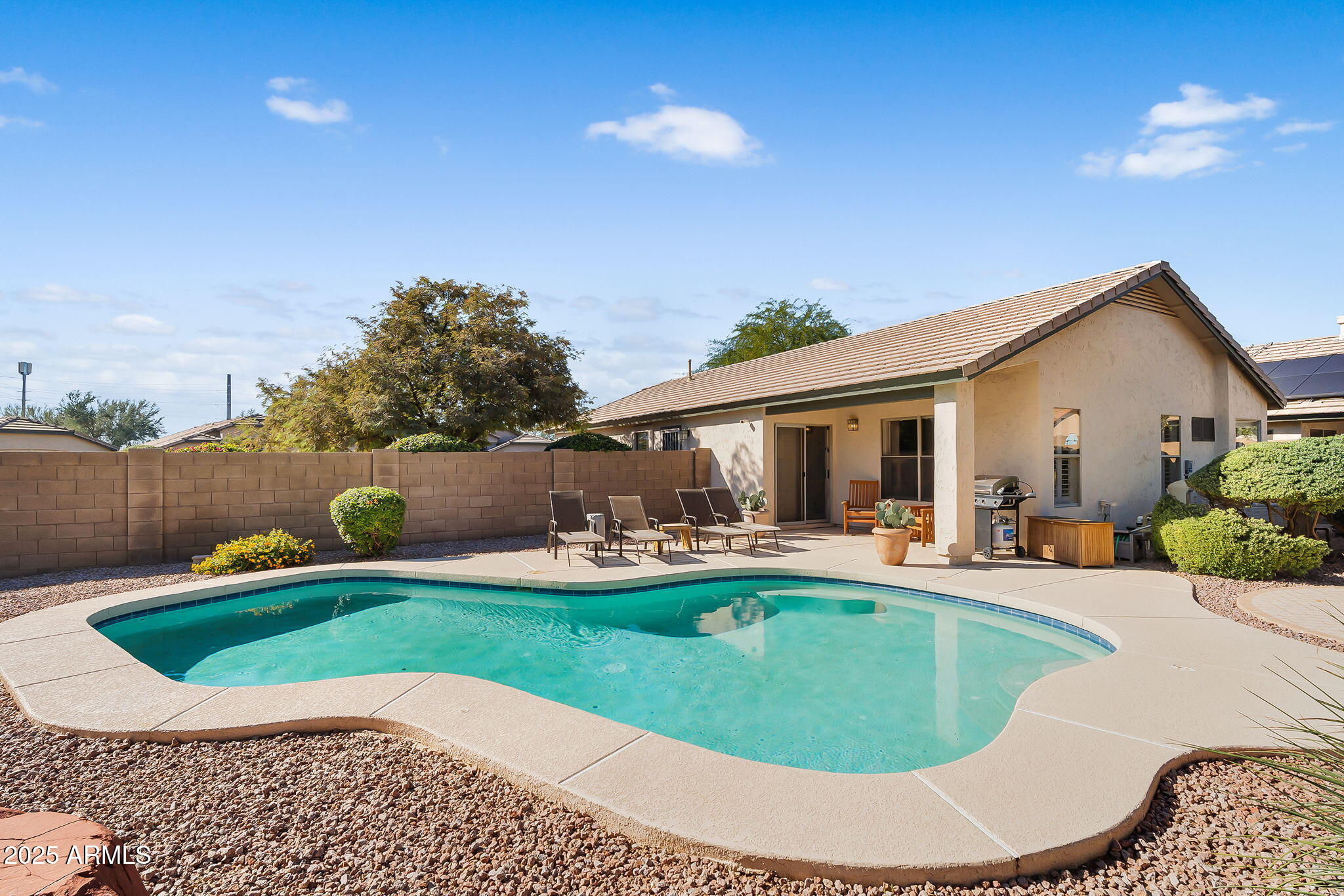 4520 E LONE CACTUS Drive