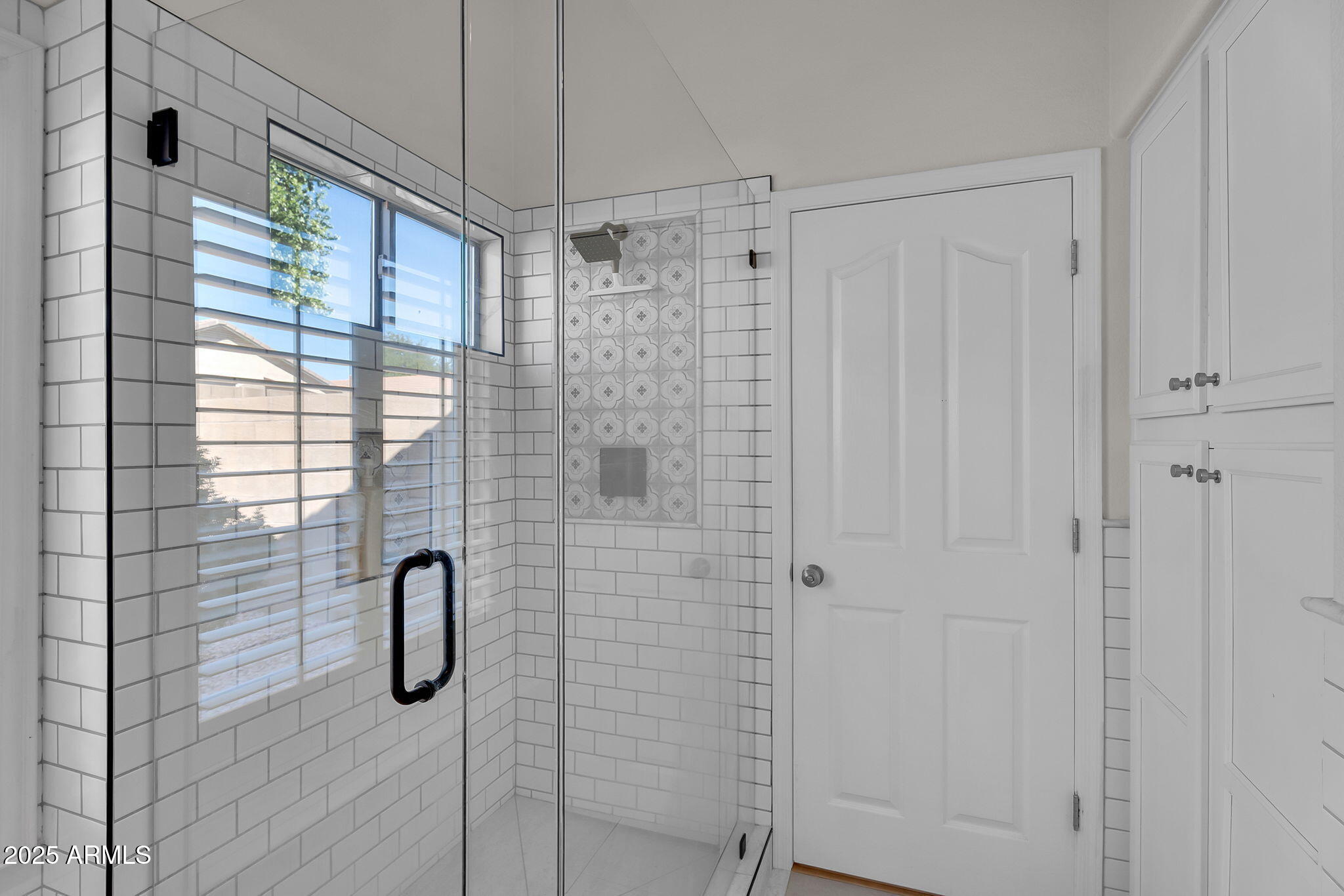 4520 E LONE CACTUS Drive