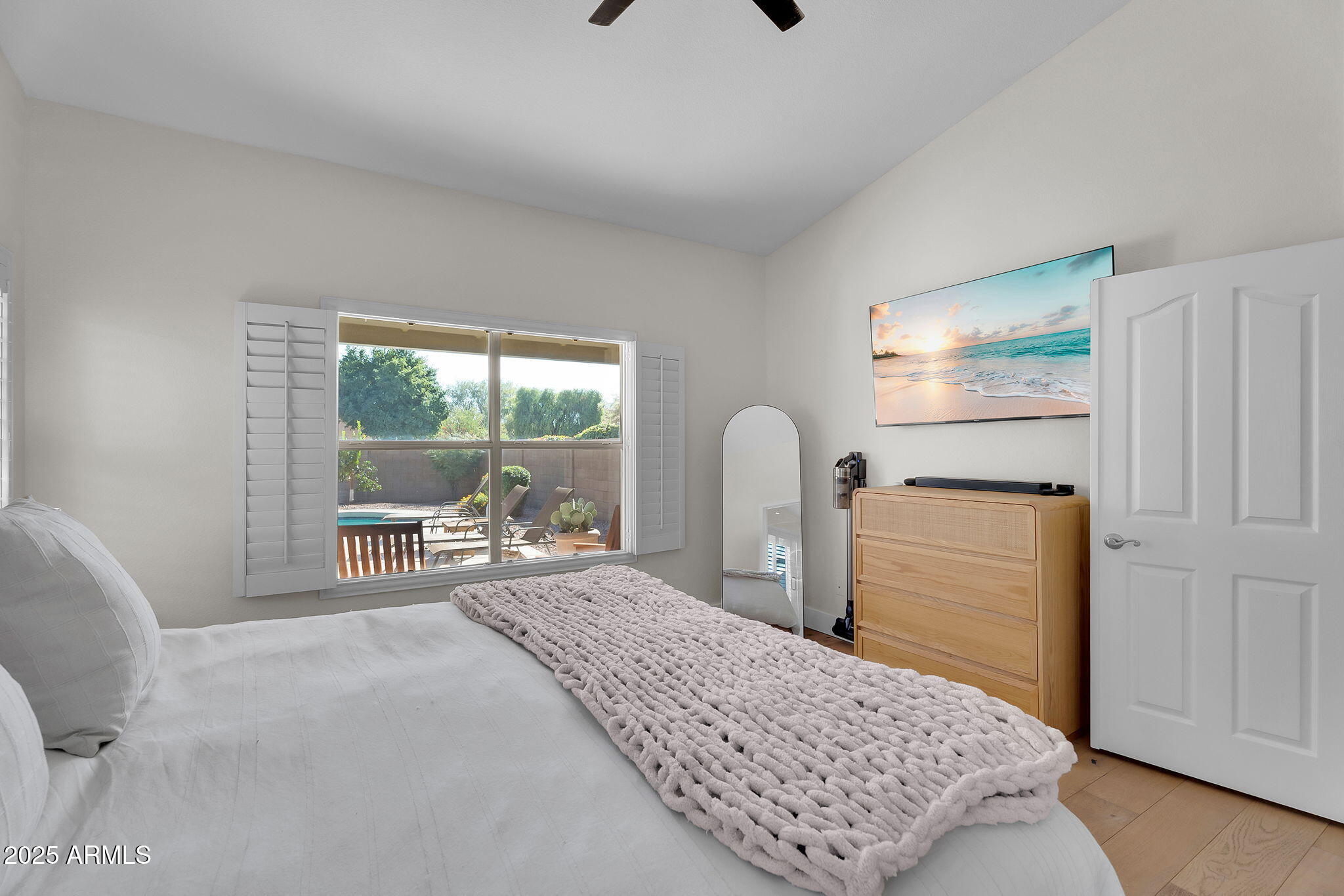 4520 E LONE CACTUS Drive