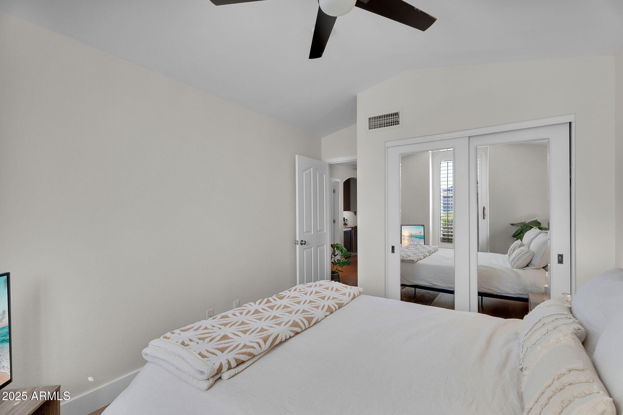 4520 E LONE CACTUS Drive