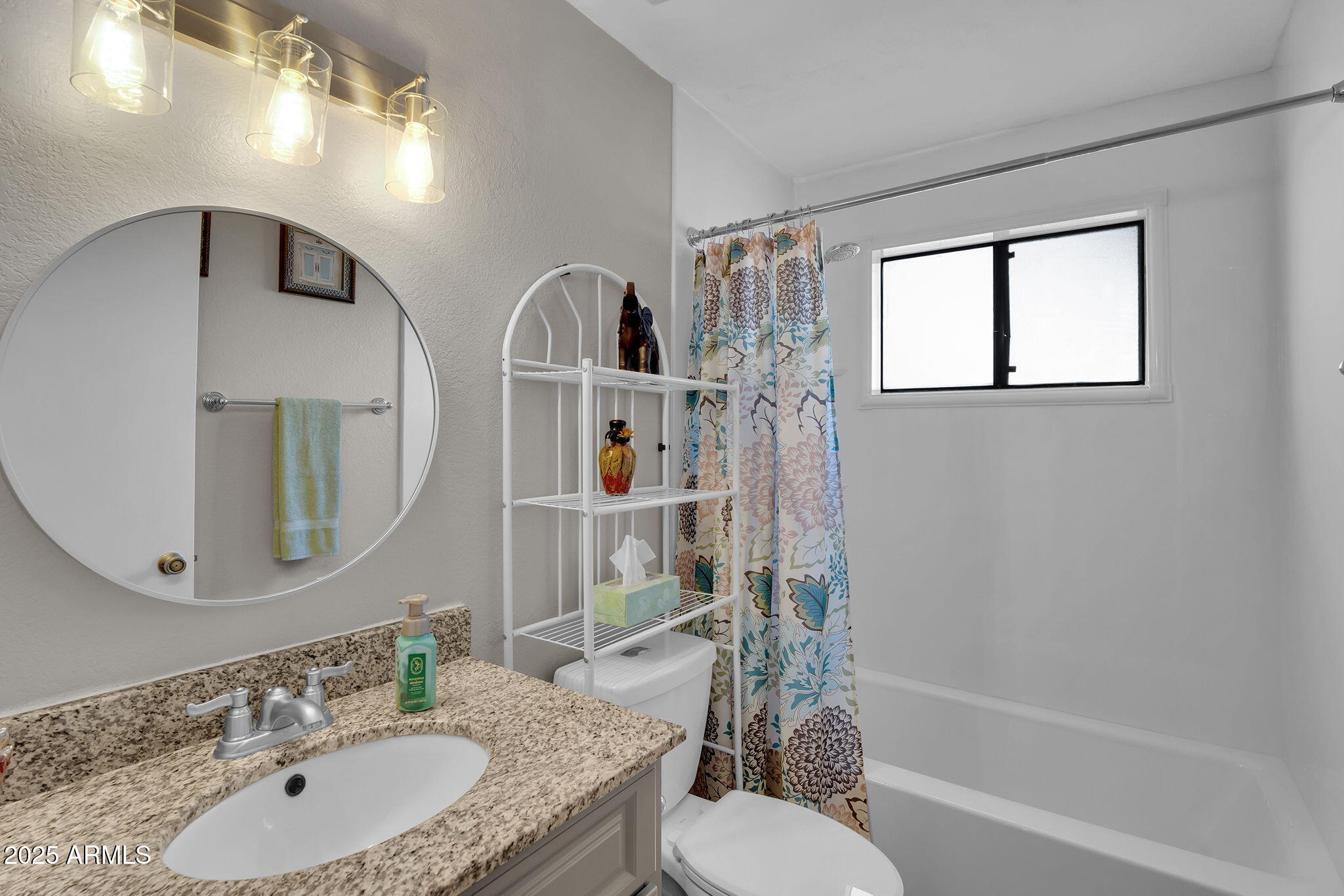 1222 W BASELINE Road 176