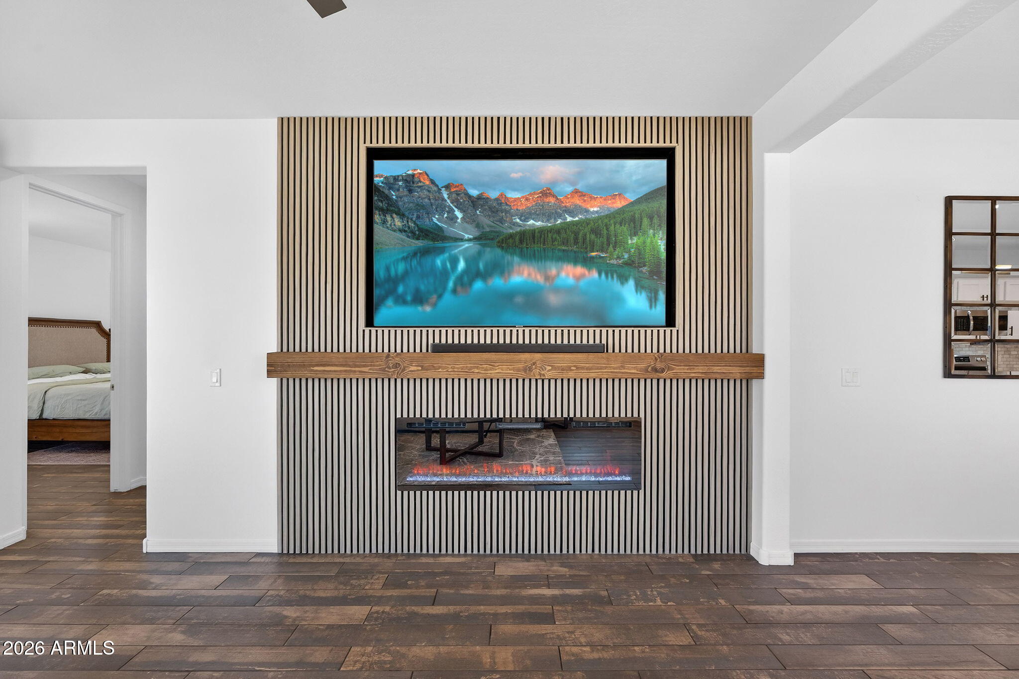 8450 W MEDLOCK Drive