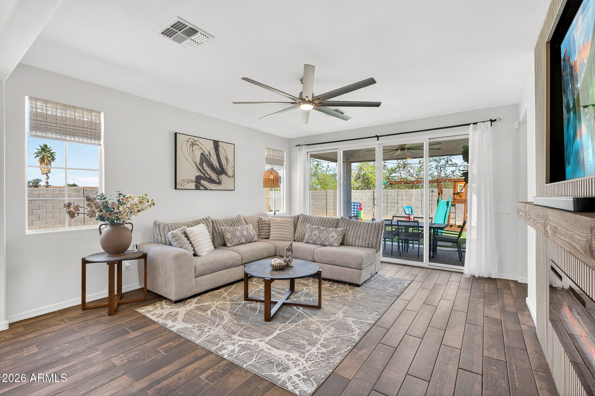 8450 W MEDLOCK Drive