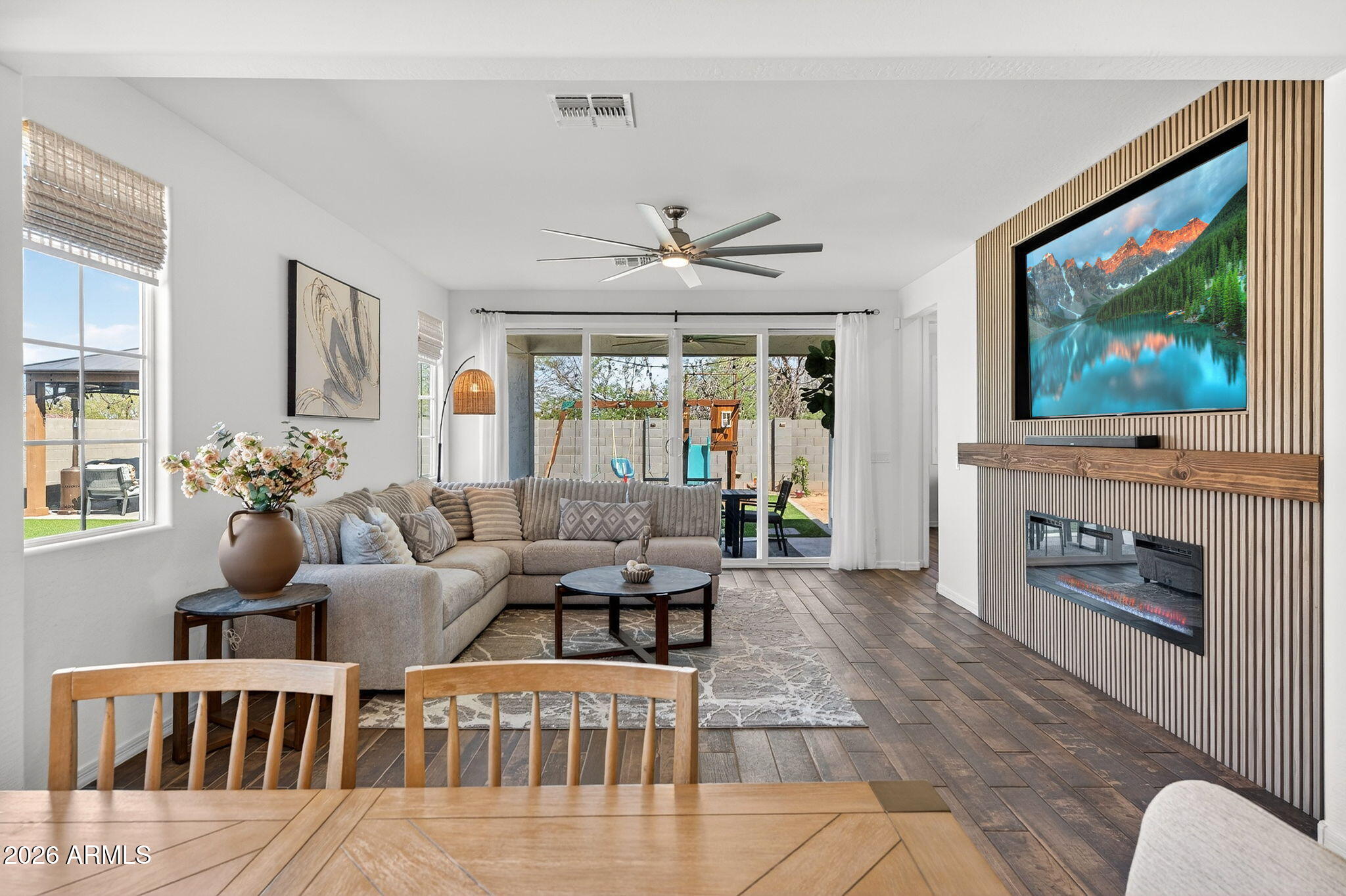 8450 W MEDLOCK Drive