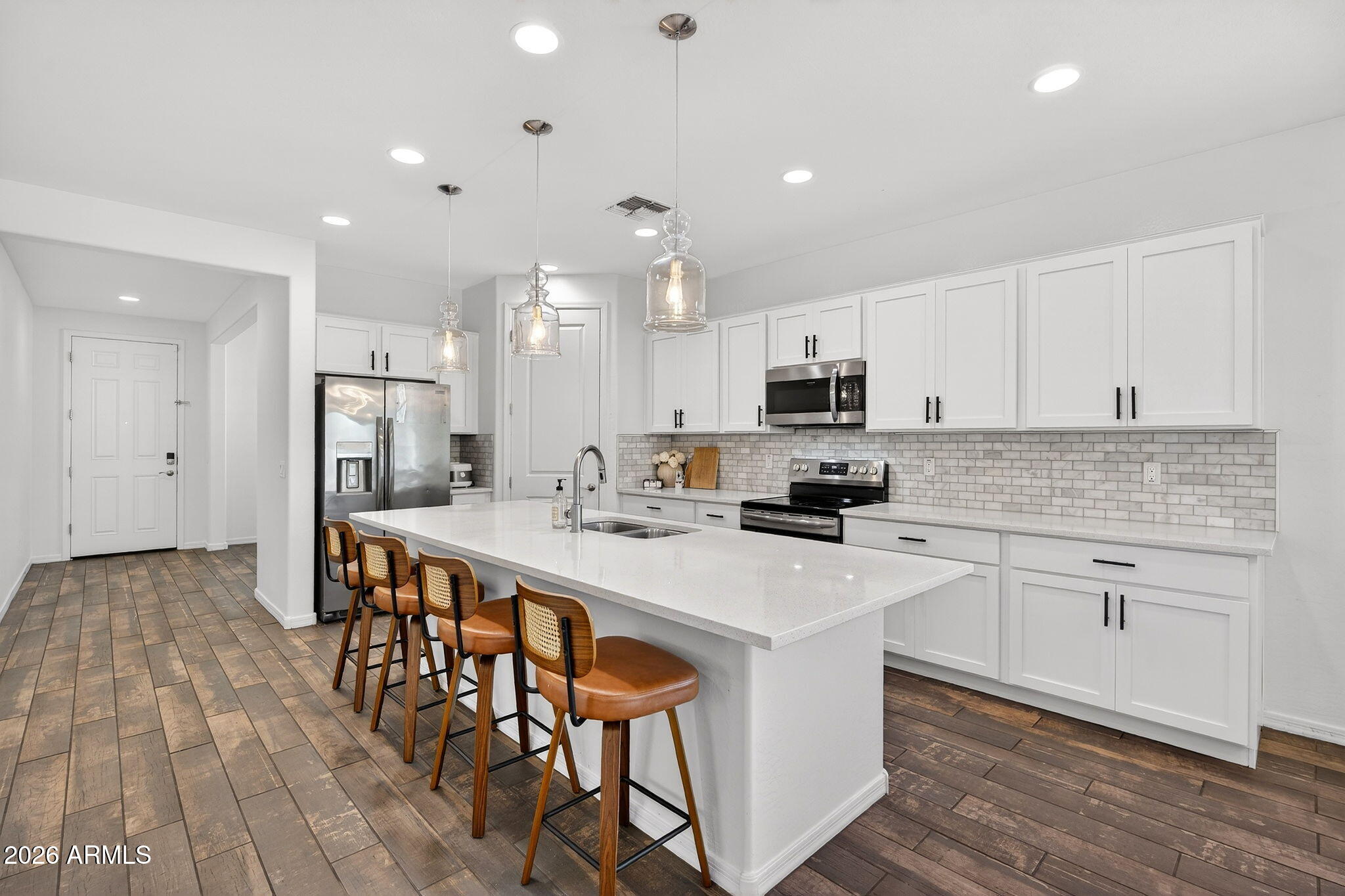 8450 W MEDLOCK Drive