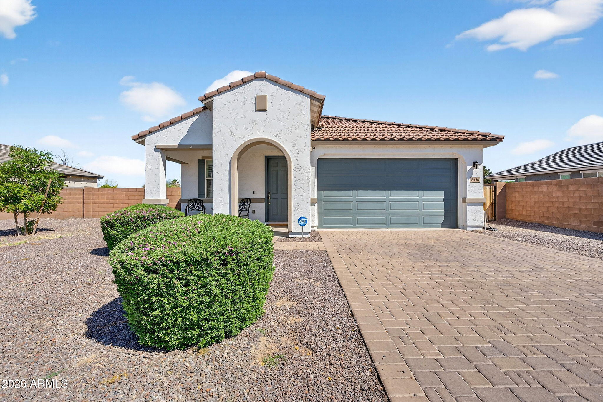 8450 W MEDLOCK Drive